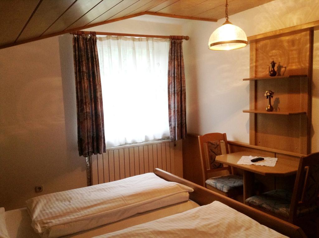 Hotel Gasthof Kaiserin Elisabeth Steyrling Habitación foto